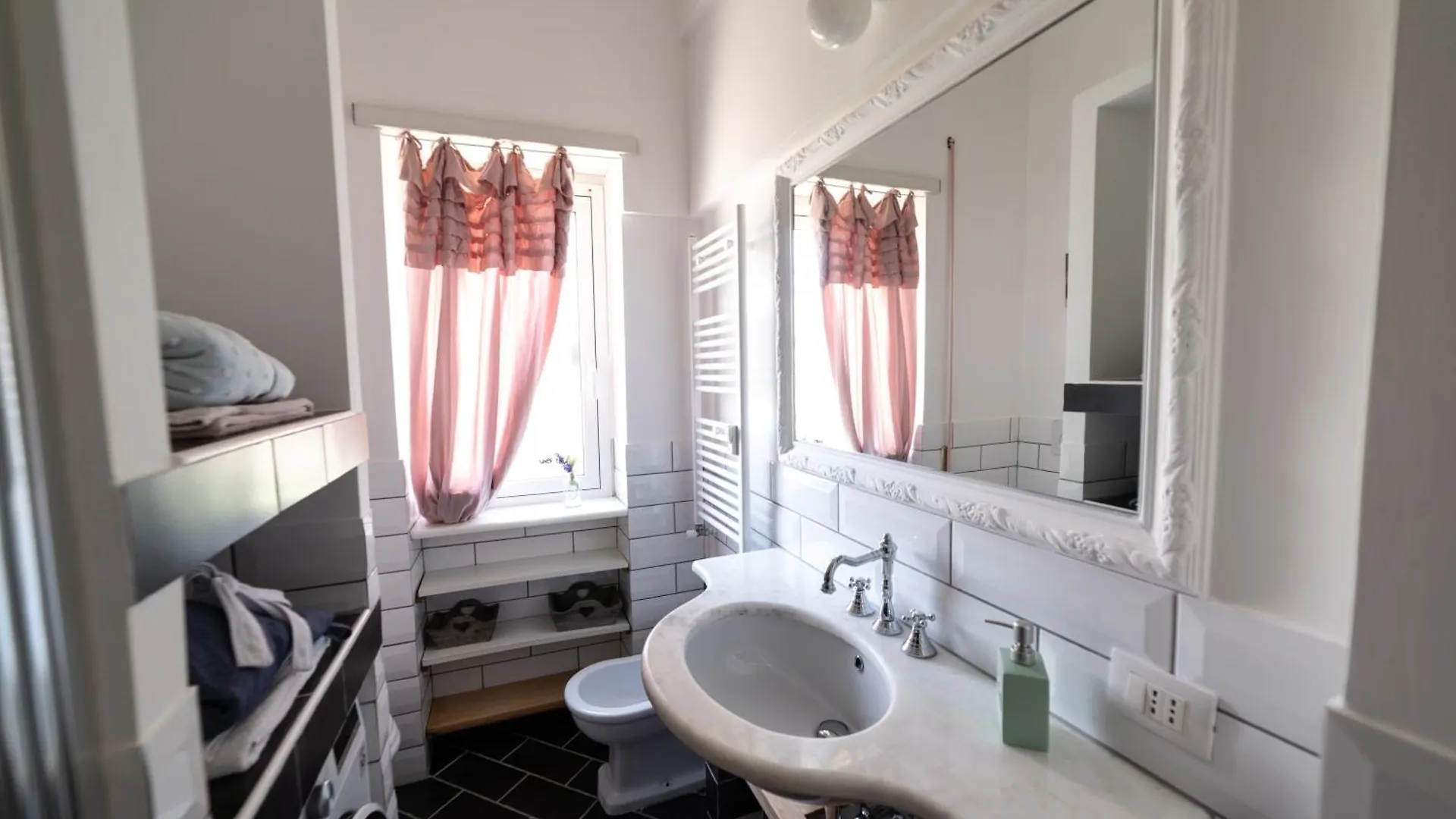 Rome Apartment 15 Minutes From The City Center