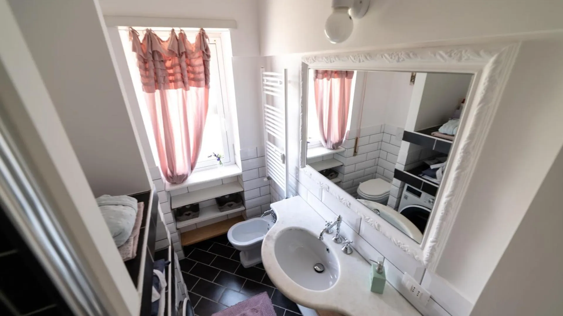 Rome Apartment 15 Minutes From The City Center