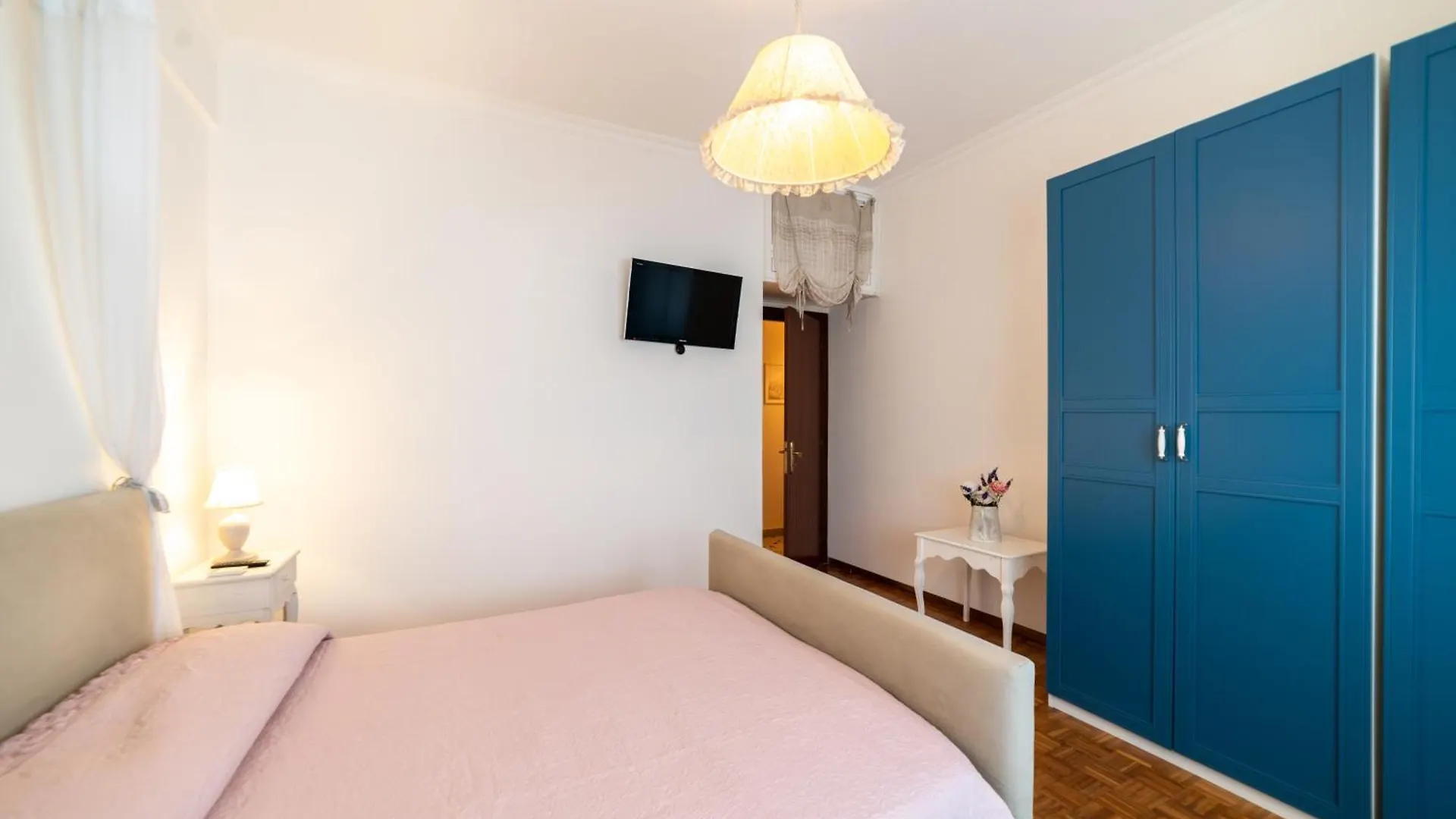 Rome Apartment 15 Minutes From The City Center
