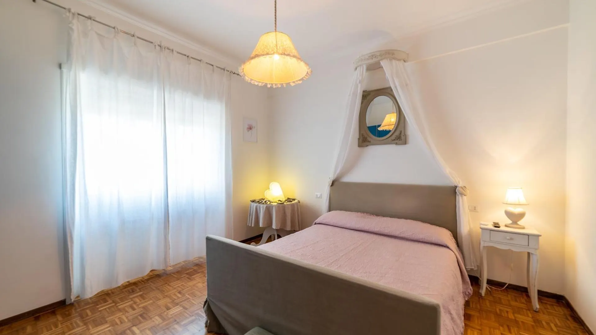 Rome Apartment 15 Minutes From The City Center Włochy